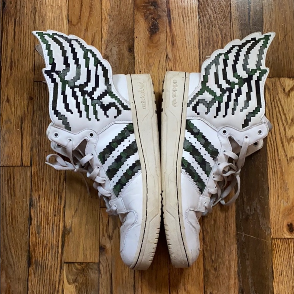 Adidas Jeremy Scott 2.0 pixel size 12